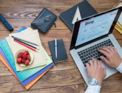 Cara Menulis Artikel yang Disukai Google dan Pembaca