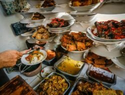 Objek Wisata Padang vs Bali: Pilih Mana untuk Liburan Keluarga?