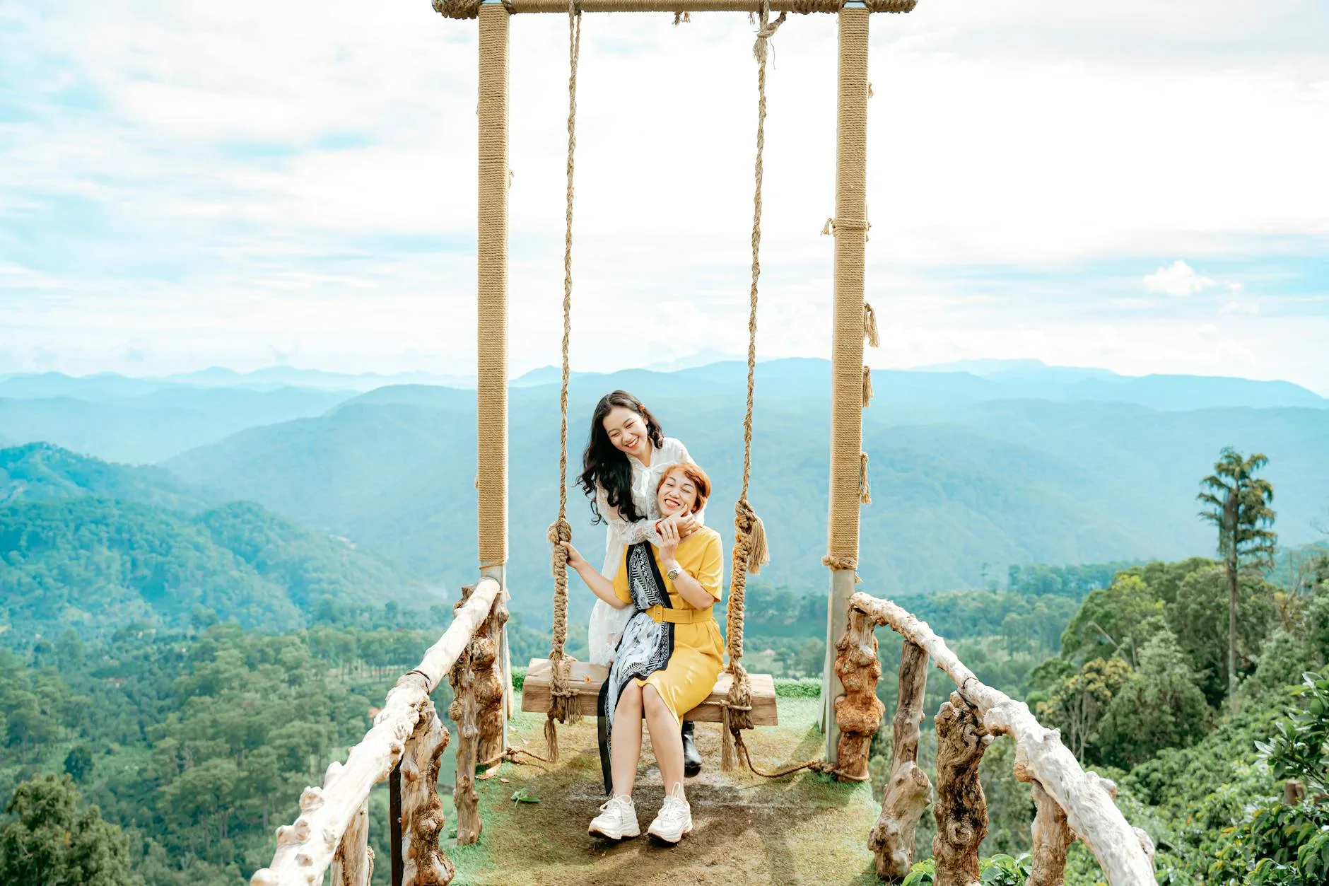 Wisata Bandung Terbaru: Bingung Mau Kemana? Ini Jawabanmu! 1 Temukan destinasi wisata Bandung terbaru yang memukau, siap untuk pengalaman liburan tak terlupakan.